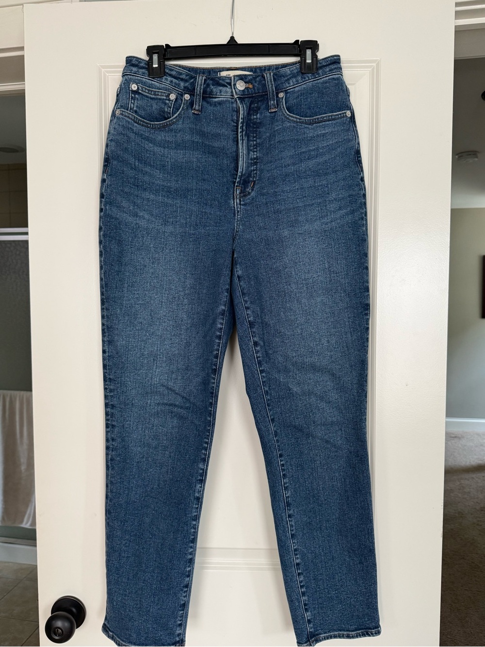 Madewell Cropped High-Rise Jeans in Medium Blue Wash